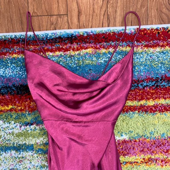 Princess Polly LIONESS Silk slit dress - Picture 14 of 16